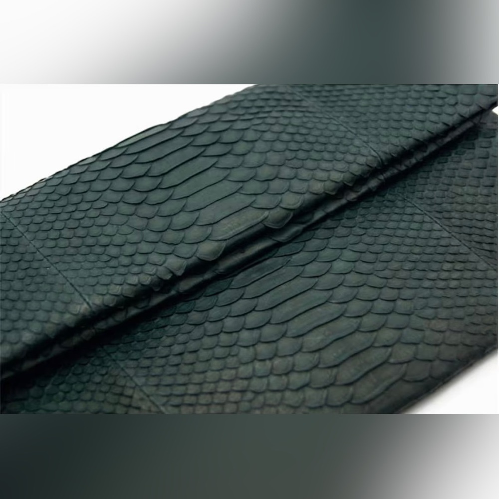 PARKER & HYDE phyton skin clutch perfect like new - Picture 3 of 6